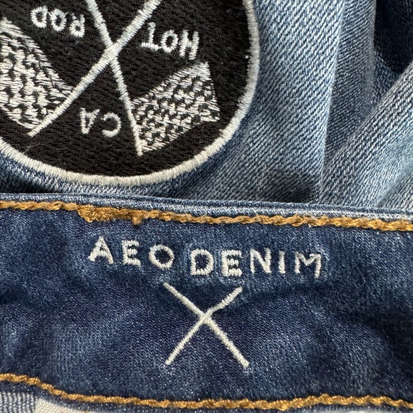 * ❤️ AMERICAN EAGLE  Open Road embroidered distressed jegging  SIZE: 0 - Picture 10 of 11
